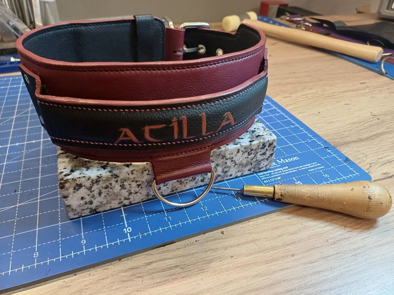 CB CUIR — Présentation